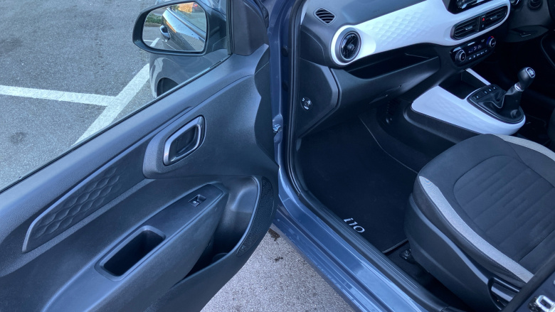 Hyundai i10 1.0 MPi Premium 5dr Petrol Hatchback